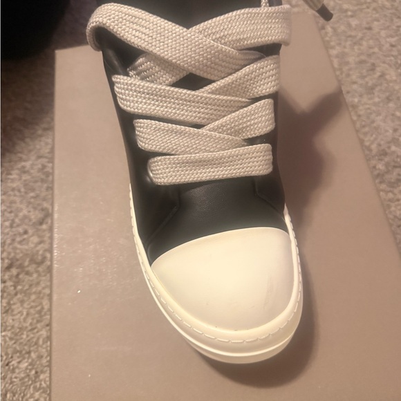 Rick Owens Black and Cream Sneakers - Picture 2 of 7